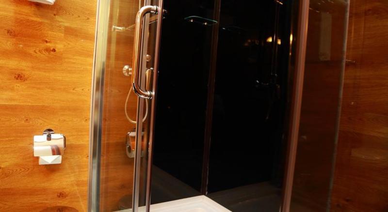 Green City Hotel Bişkek Dış mekan fotoğraf