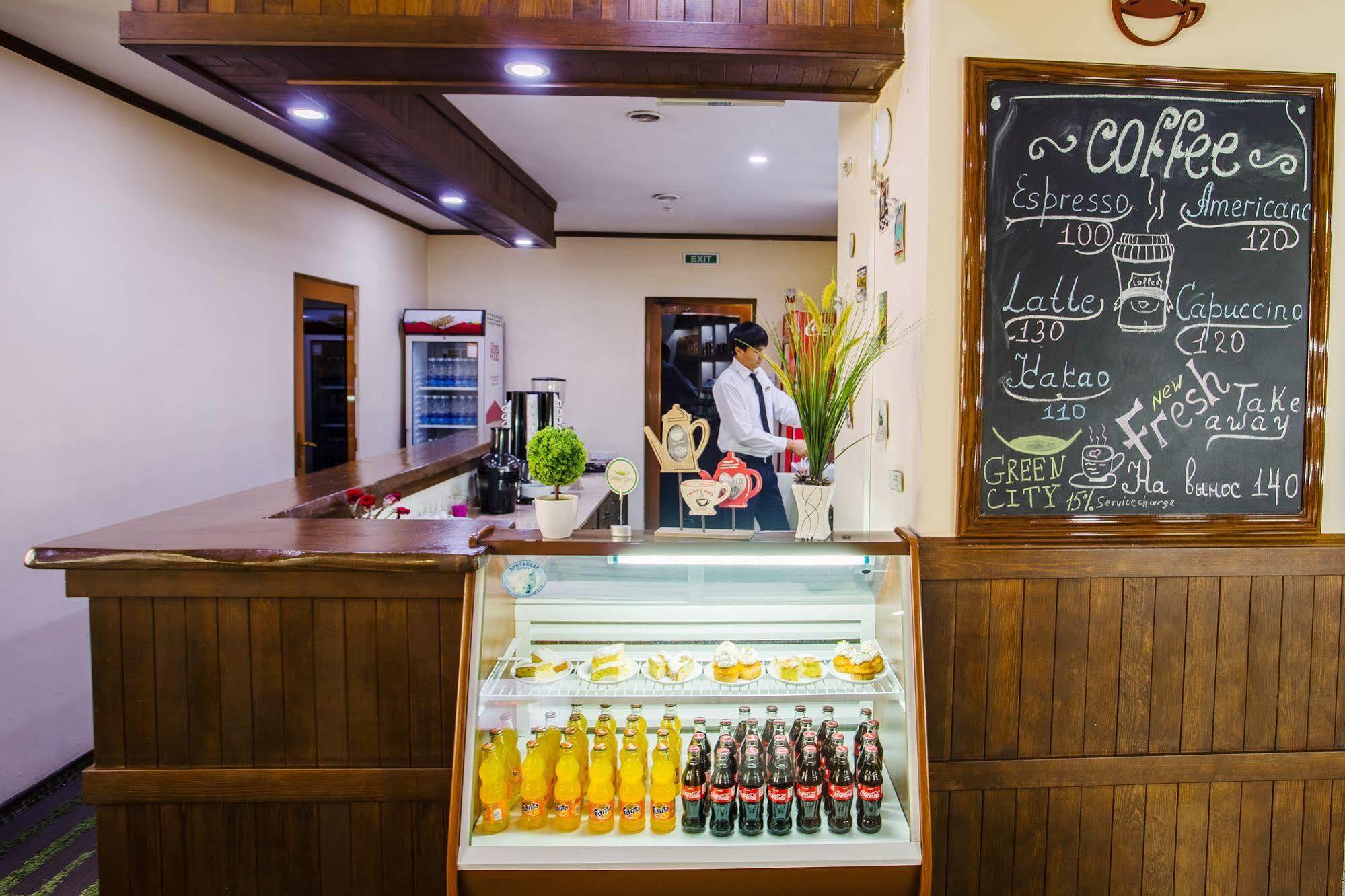 Green City Hotel Bişkek Dış mekan fotoğraf
